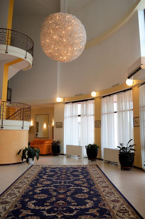 Rodia Inn Oristano Esterno foto