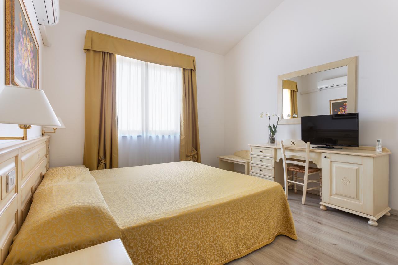 Rodia Inn Oristano Esterno foto