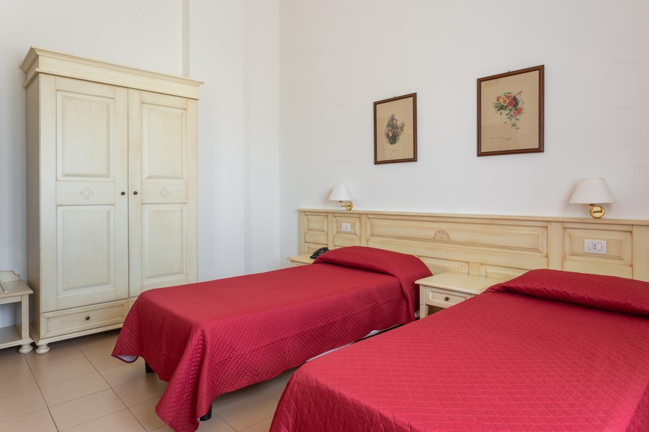 Rodia Inn Oristano Esterno foto