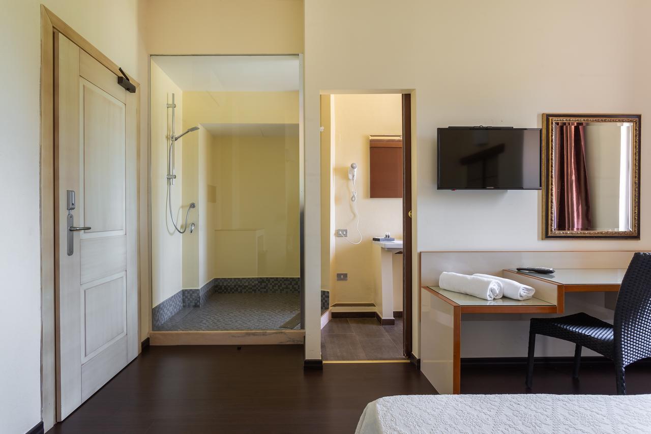 Rodia Inn Oristano Esterno foto