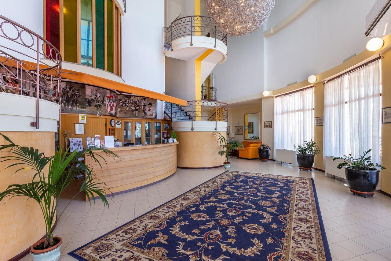 Rodia Inn Oristano Esterno foto