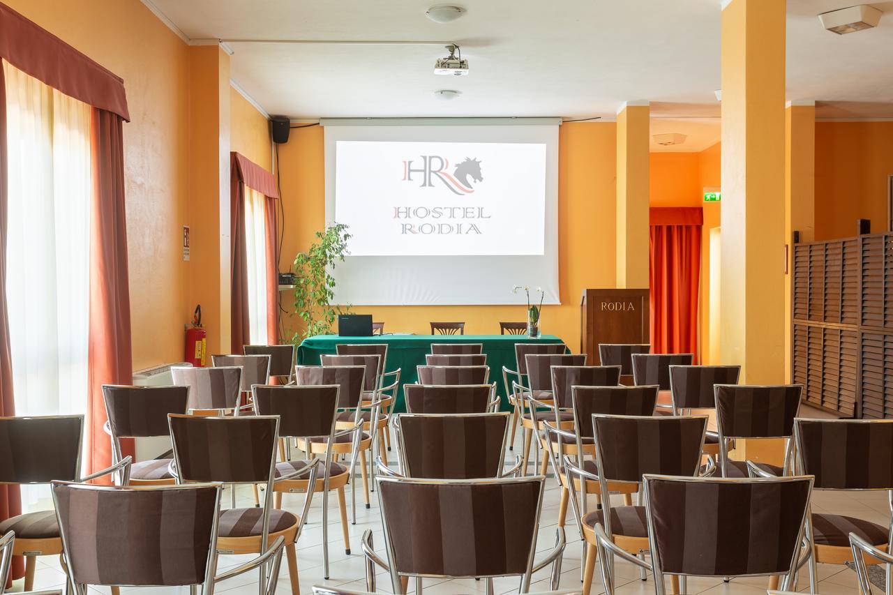 Rodia Inn Oristano Esterno foto