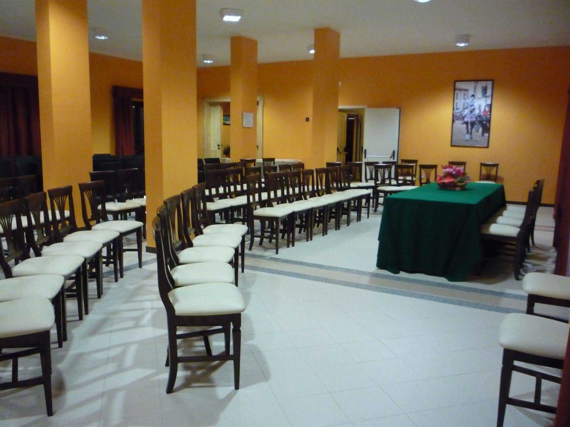 Rodia Inn Oristano Esterno foto